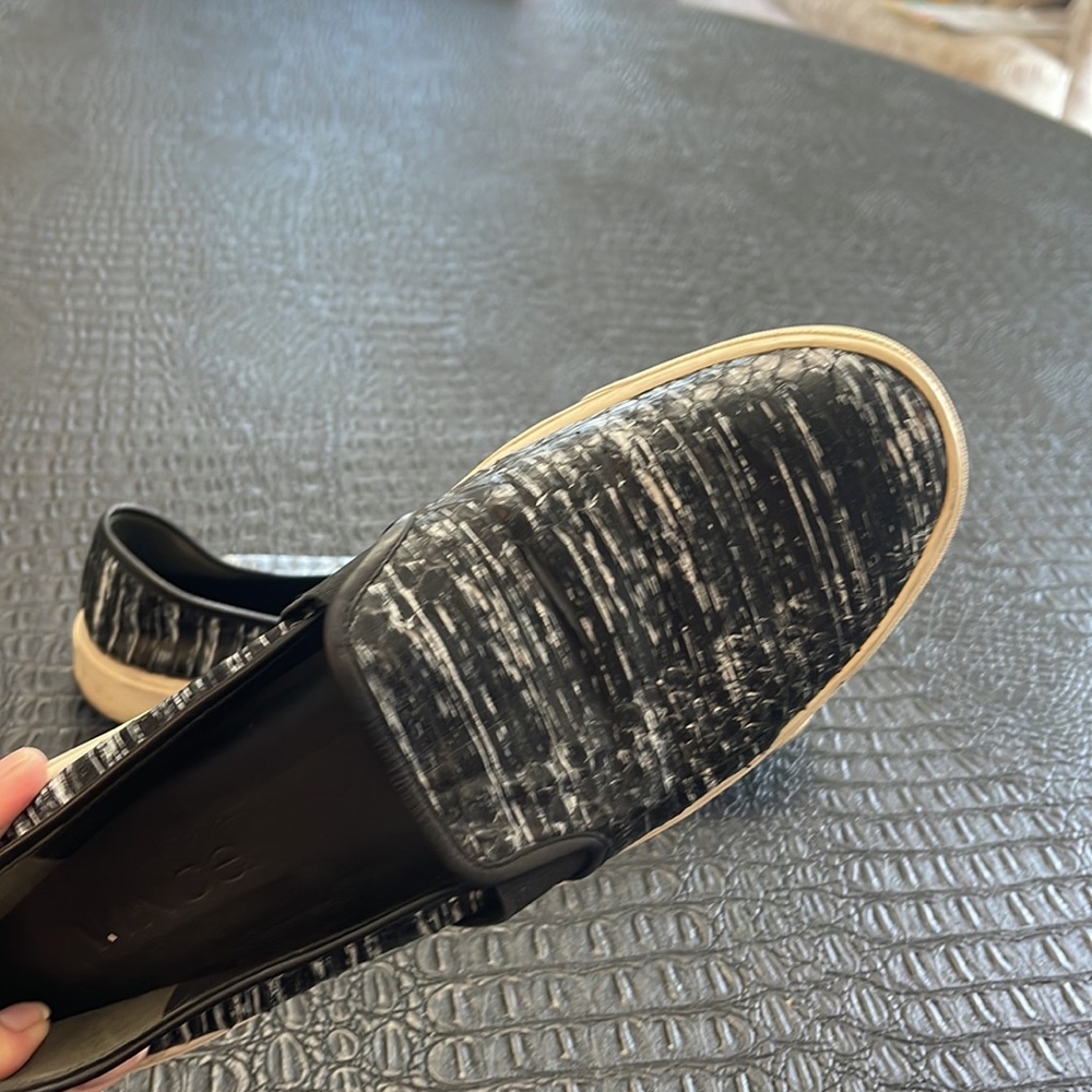 Vince Black Leather Slip Ons 8.5 Shoes Women